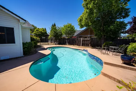 2198 Allegheny Ct, Redding, CA 96001 photo 32