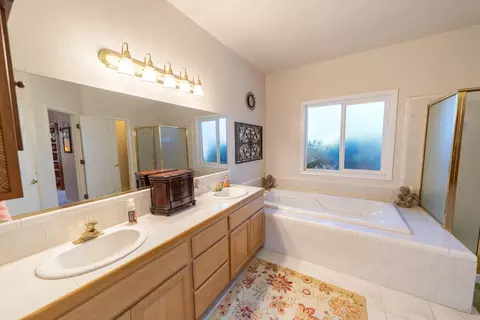 2198 Allegheny Ct, Redding, CA 96001 photo 23