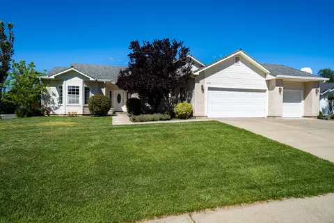 2198 Allegheny Ct, Redding, CA 96001 photo 1