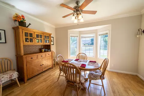 2198 Allegheny Ct, Redding, CA 96001 photo 4