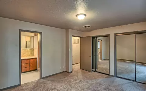 2556 Shasta St, Redding, CA 96001 photo 9