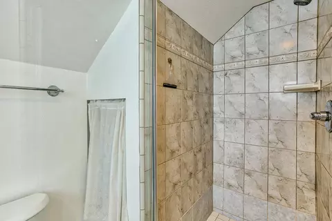 1055 East St, Redding, CA 96001 photo 21