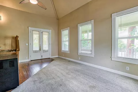 1055 East St, Redding, CA 96001 photo 8