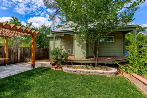 1055 East St, Redding, CA 96001 photo 34