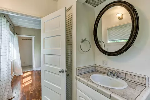 1055 East St, Redding, CA 96001 photo 14