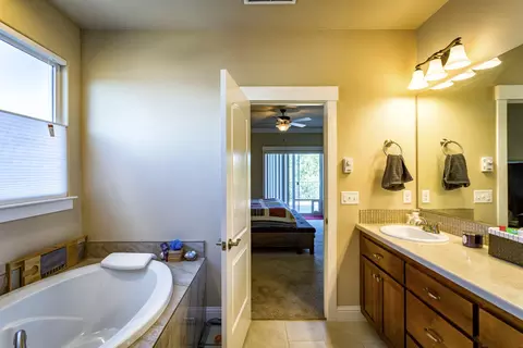 263 Mill Valley Pkwy, Redding, CA 96003 photo 14