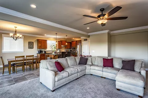 263 Mill Valley Pkwy, Redding, CA 96003 photo 6