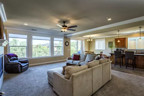 263 Mill Valley Pkwy, Redding, CA 96003 photo 5
