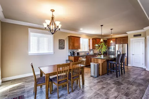 263 Mill Valley Pkwy, Redding, CA 96003 photo 7