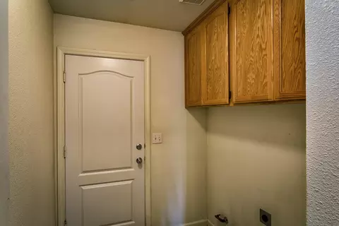 1346 Gehring Ct, Redding, CA 96002 photo 11
