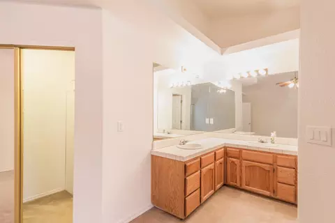 2808 Howard Dr, Redding, CA 96001 photo 9