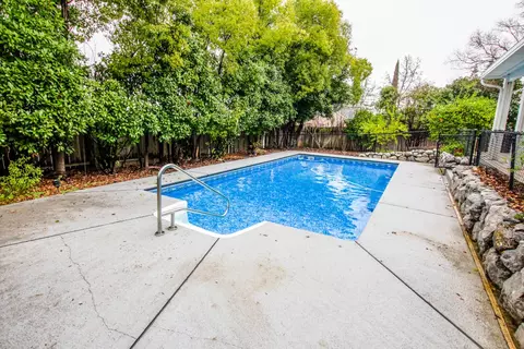 2808 Howard Dr, Redding, CA 96001 photo 15