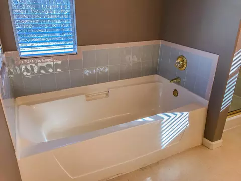 2454 Cumberland Dr, Redding, CA 96001 photo 21