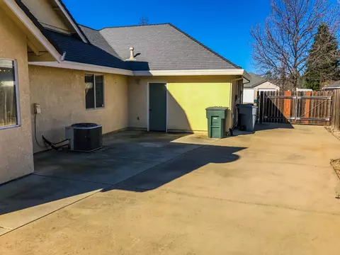 2454 Cumberland Dr, Redding, CA 96001 photo 28