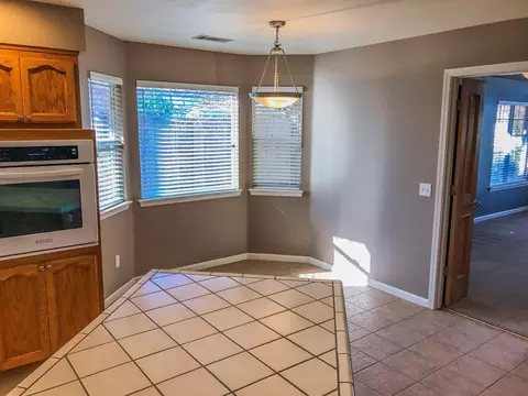 2454 Cumberland Dr, Redding, CA 96001 photo 11