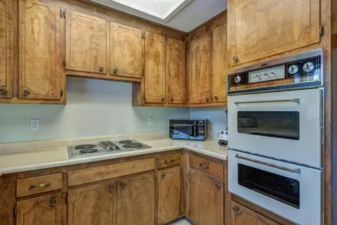 19654 Paso Robles Ave, Redding, CA 96003 photo 9