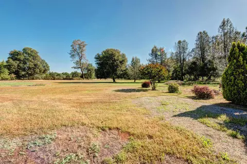 19654 Paso Robles Ave, Redding, CA 96003 photo 47