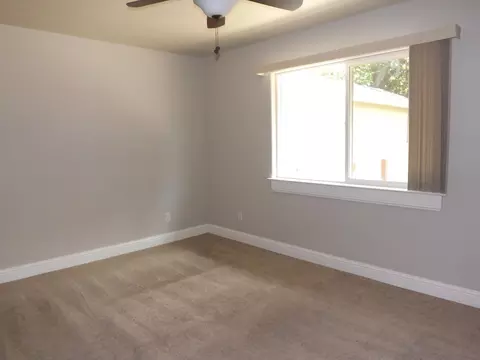 2961 Fairway Ave, Redding, CA 96002 photo 14