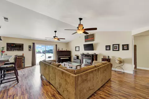 24092 Loleta Ave, Corning, CA 96021 photo 8
