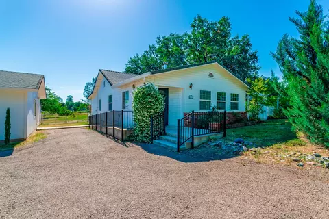 6533 Oak St, Anderson, CA 96007 photo 1