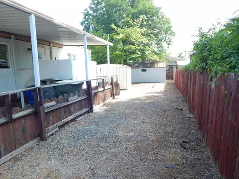 1041 Redwood Blvd, Redding, CA 96003 photo 3