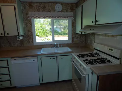 1041 Redwood Blvd, Redding, CA 96003 photo 16