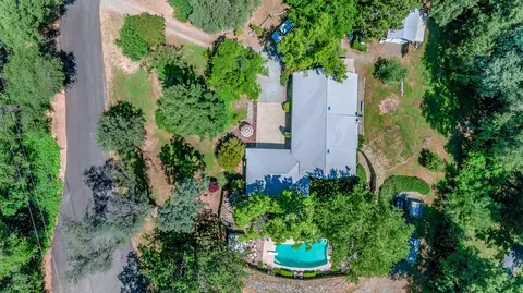 15887 Ganim Ln, Redding, CA 96001 photo 6