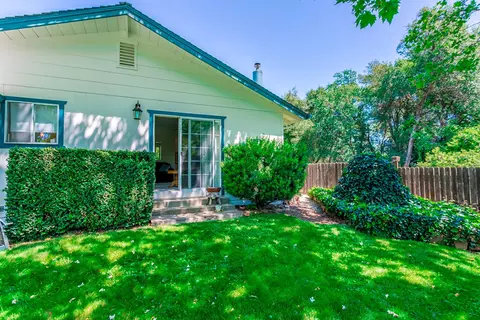 15887 Ganim Ln, Redding, CA 96001 photo 34