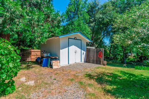 15887 Ganim Ln, Redding, CA 96001 photo 32