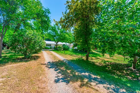 15887 Ganim Ln, Redding, CA 96001 photo 5