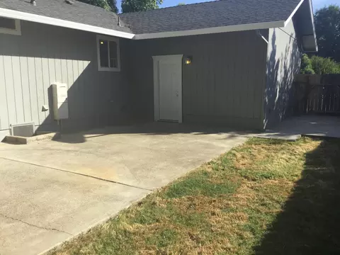 2485 Toyon St, Anderson, CA 96007 photo 14