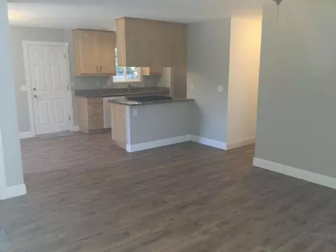 2485 Toyon St, Anderson, CA 96007 photo 6