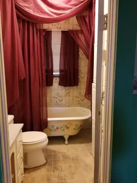 1044 West St, Redding, CA 96001 photo 12