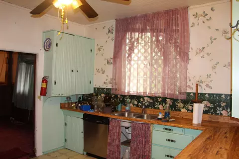 1044 West St, Redding, CA 96001 photo 7