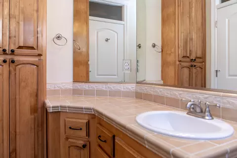1235 Bonhurst Dr, Redding, CA 96003 photo 12