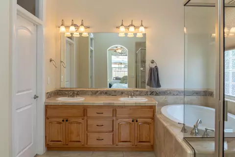 1235 Bonhurst Dr, Redding, CA 96003 photo 16