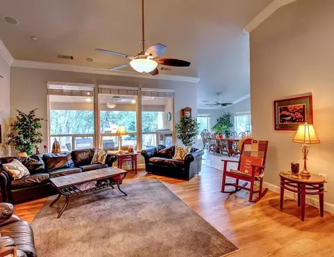 2337 Marilyn Ave, Redding, CA 96002 photo 9