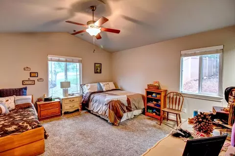 2337 Marilyn Ave, Redding, CA 96002 photo 24
