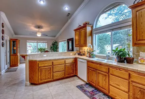 2337 Marilyn Ave, Redding, CA 96002 photo 10