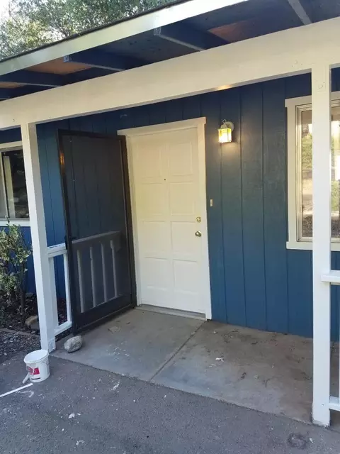 12099 Shaver Ln, Redding, CA 96003 photo 2