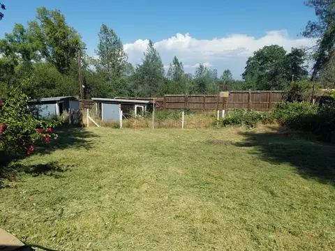 12099 Shaver Ln, Redding, CA 96003 photo 3