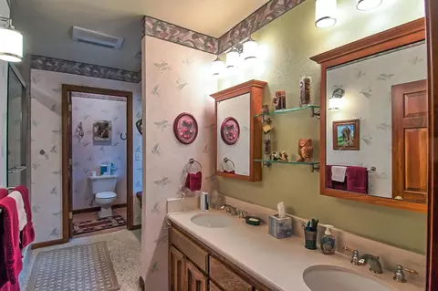 13886 Deep Woods Pl, Redding, CA 96003 photo 36