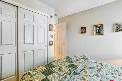 2172 Hemingway St, Redding, CA 96003 photo 11