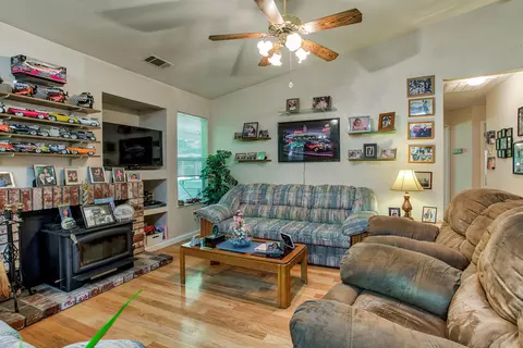 2172 Hemingway St, Redding, CA 96003 photo 7