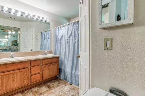 2172 Hemingway St, Redding, CA 96003 photo 10