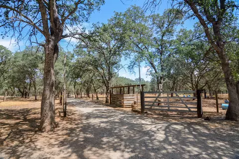 14636 Green Dr, Red Bluff, CA 96080 photo 8