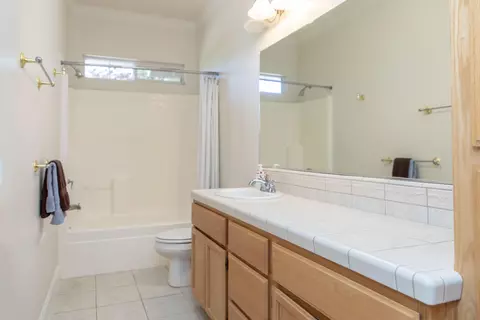 4531 Quinton Dr, Redding, CA 96001 photo 8