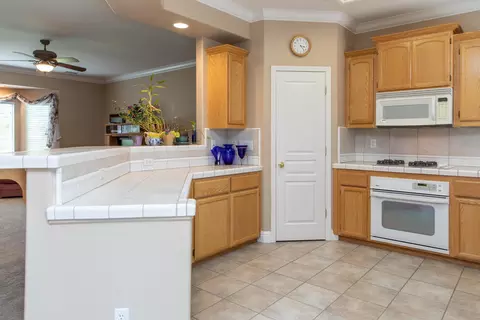 4531 Quinton Dr, Redding, CA 96001 photo 6