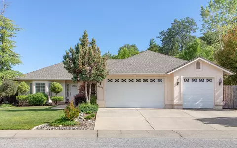 4531 Quinton Dr, Redding, CA 96001 photo 1