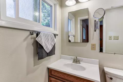 2431 North St, Redding, CA 96001 photo 21